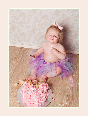 Cake smash photographer Windsor 4