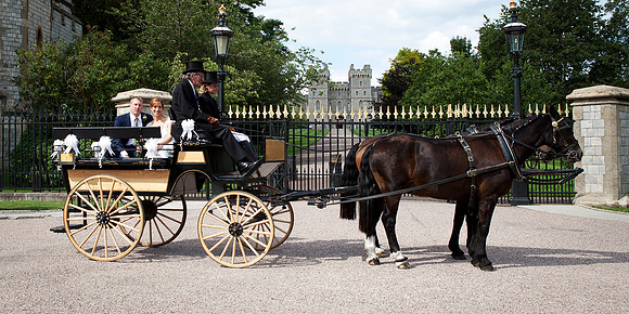 Windsor Carriages and wedding photography on the Long Walk 1