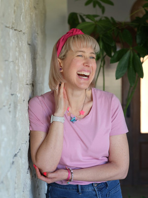 Abi Moore - visibility expert and brand photographer