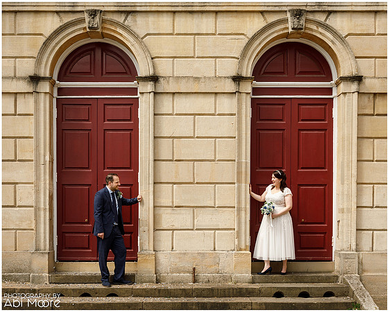 Relaxed natural Windsor Guildhall wedding photographer 08