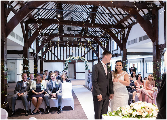 Natural relaxed real wedding photography 04