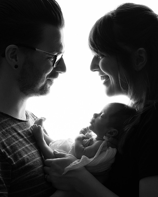 Newborn baby photshoot with parents