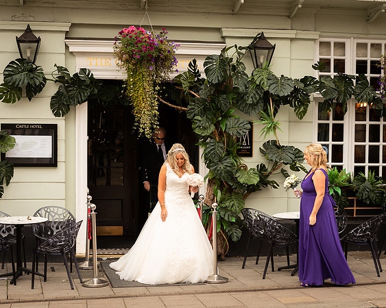 Castle Hotel Windsor wedding photogrpaher 1