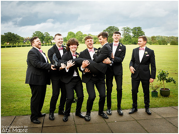 Windsor Guildhall relaxed wedding photography 11