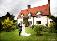 Family-focused child-friendly wedding photographer 07