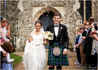 Family-focused child-friendly wedding photographer 04