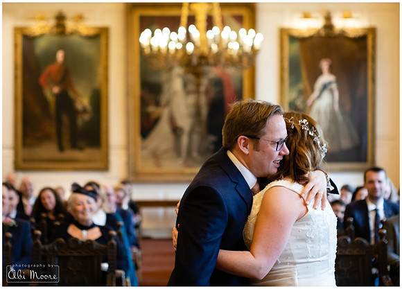 Windsor Guildhall winter wedding 03