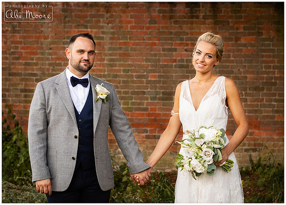 Fun silly festival wedding photography at Wasing Park 12