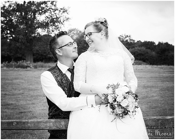 Homemade barn wedding Berkshire & Buckinghamshire 08