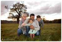 Outdoor natural light family photography 9